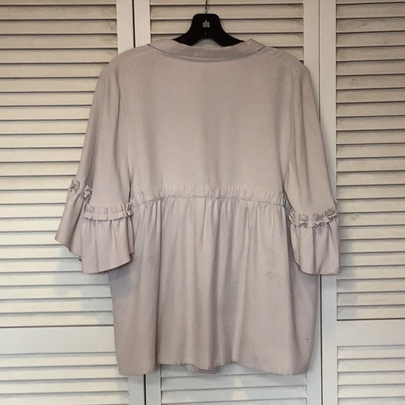 Dusty pink blouse with ruffles women’s size 10 - Picture 3 of 3